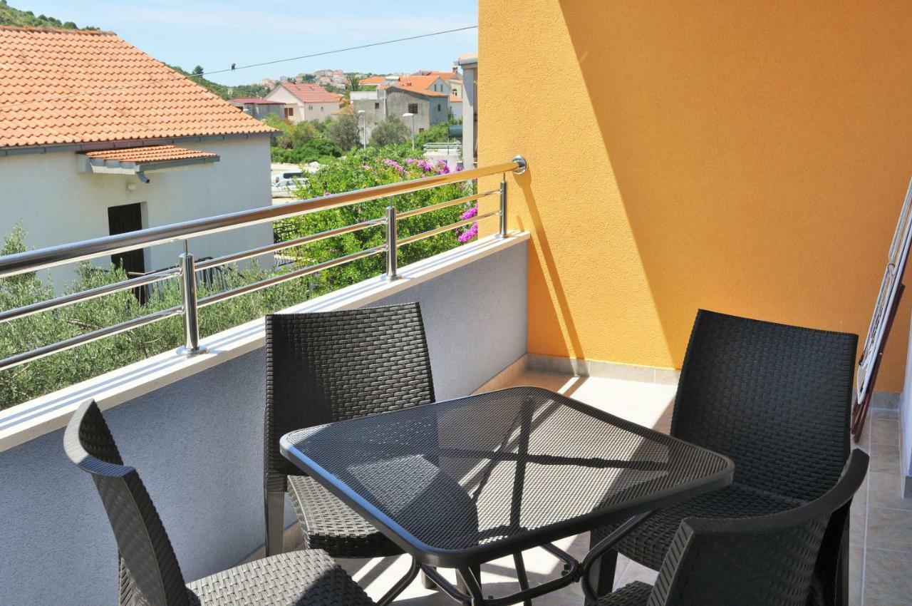 Apartments Zora Rogoznica  Exterior foto